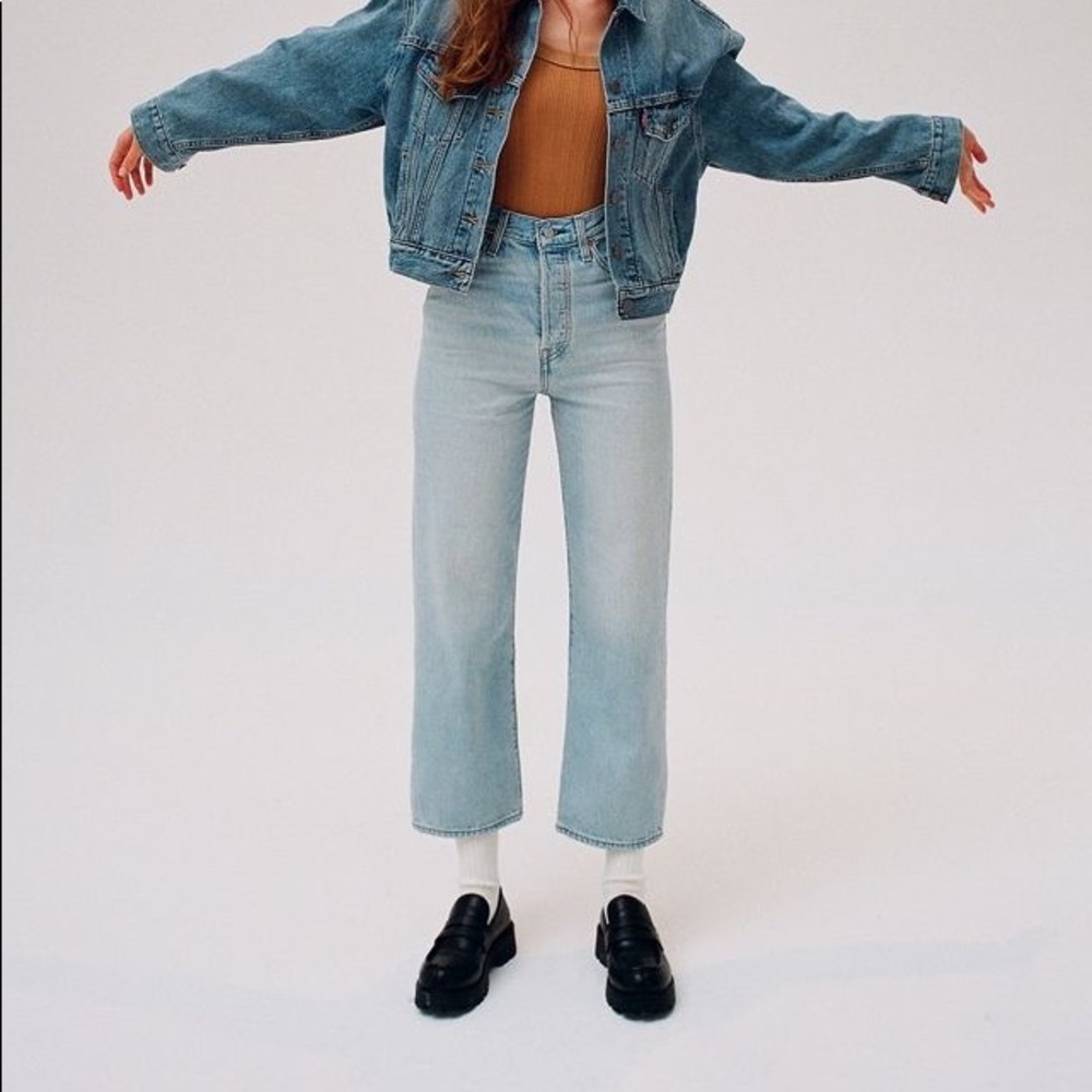 Levi’s Ribcage Straight Jean